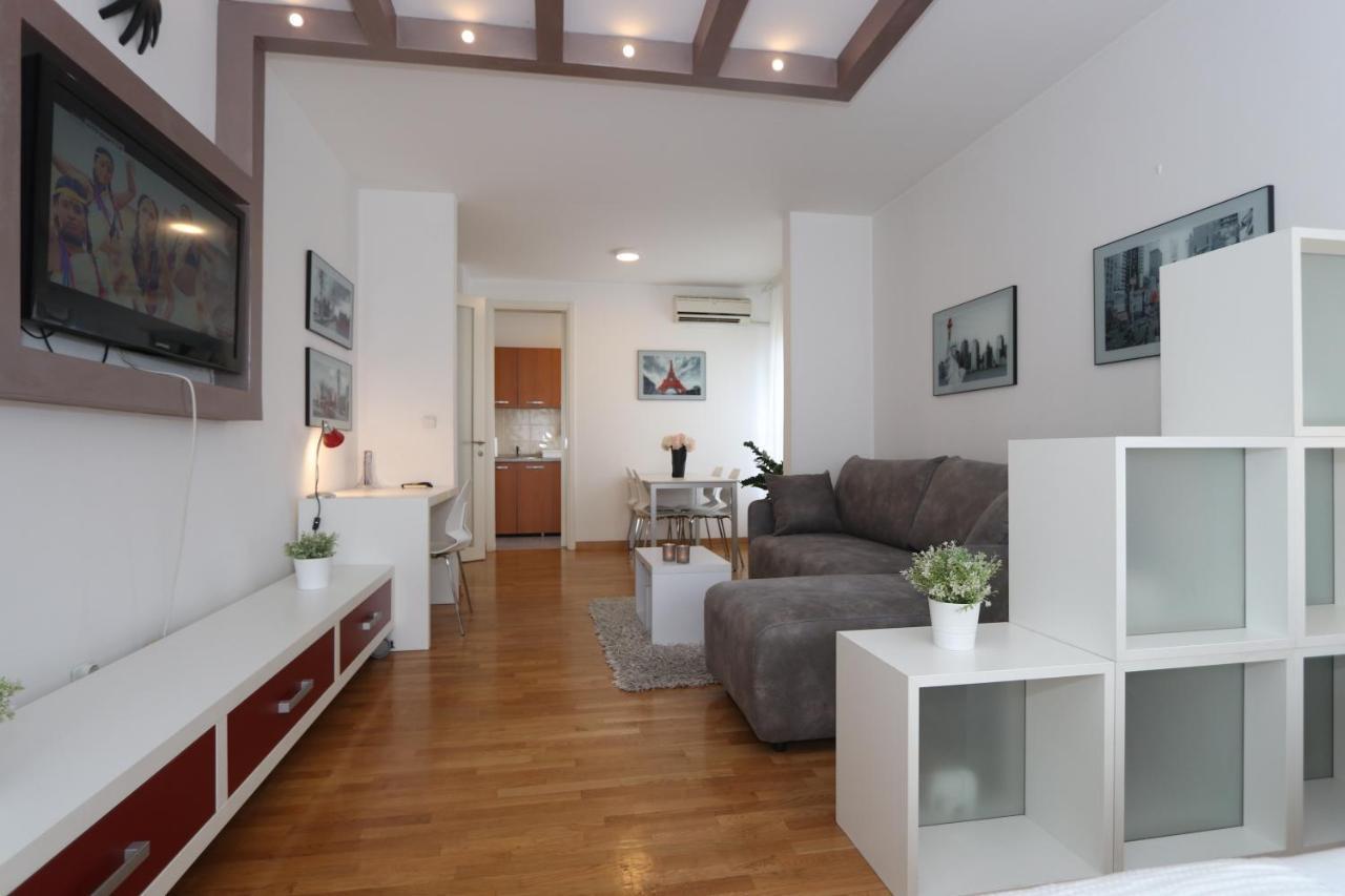 New Belgrade Apartment Belville, Parking 5 Evra Dan Exterior foto