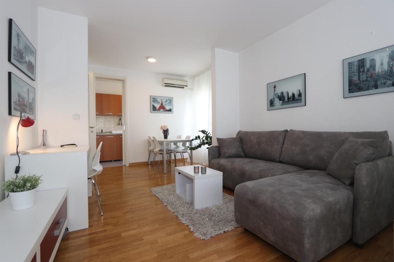 New Belgrade Apartment Belville, Parking 5 Evra Dan Exterior foto